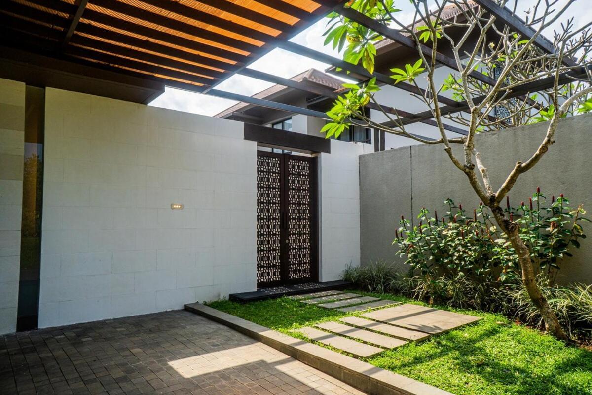 Nivata B2 Ciputra Beach Resort Near Tanah Lot Selemadeg Exterior foto