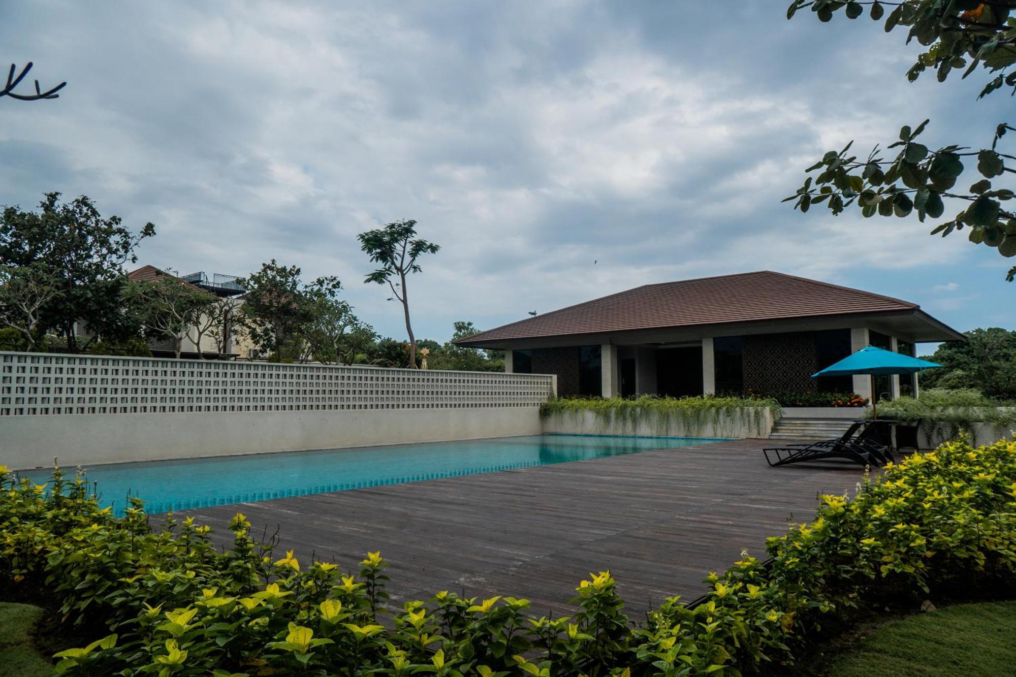 Nivata B2 Ciputra Beach Resort Near Tanah Lot Selemadeg Exterior foto