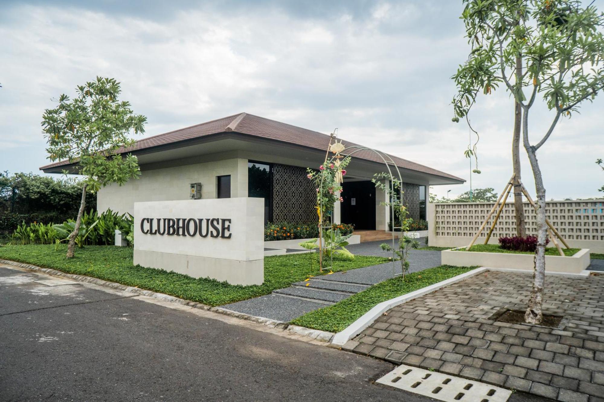 Nivata B2 Ciputra Beach Resort Near Tanah Lot Selemadeg Exterior foto